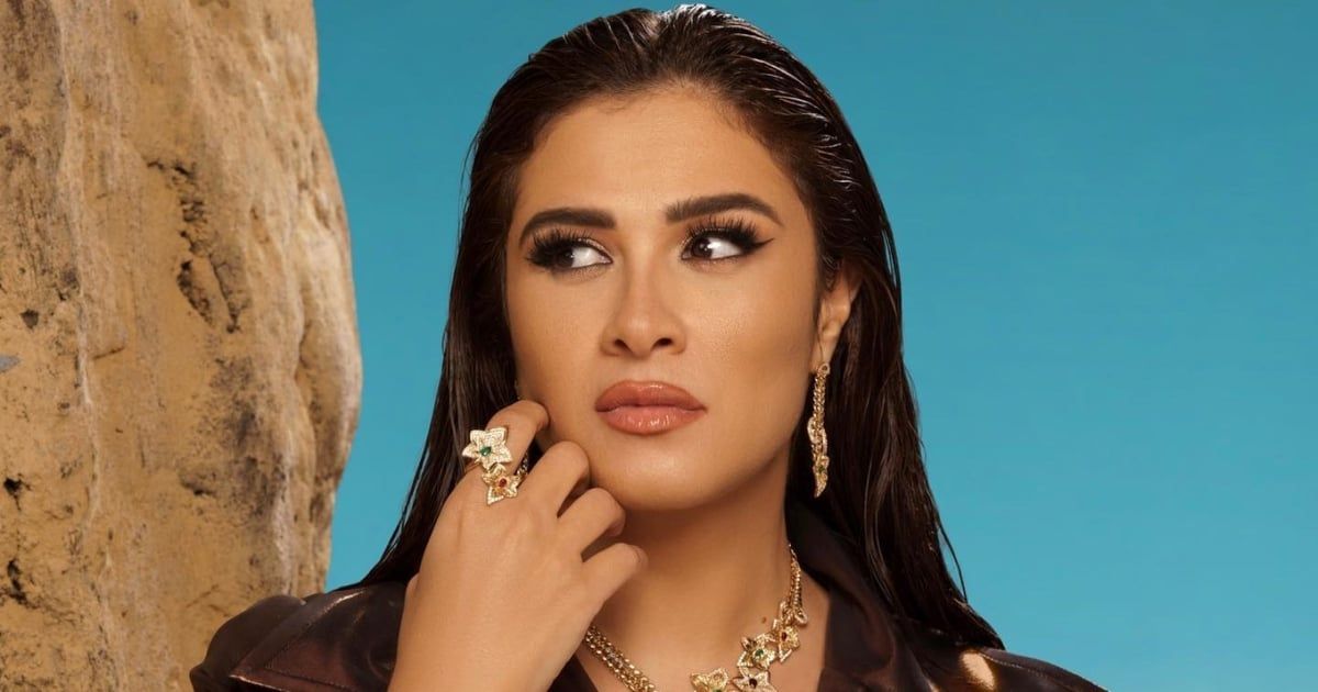 بيتزا ورقصة وفشار.. ياسمين عبد العزيز تثير الجدل بإعلانها الجديد‎ (فيديو)