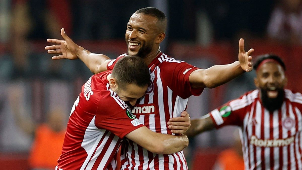 أيوب الكعبي يقترب من الانضمام لنادي الشباب السعودي