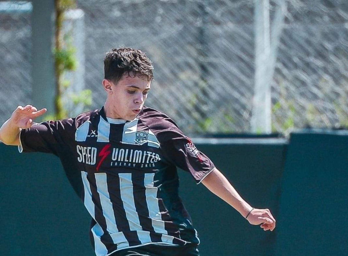 ميسي جديد.. ظهور صاحب أصغر مشاركة رسمية في تاريخ الأرجنتين (فيديو)