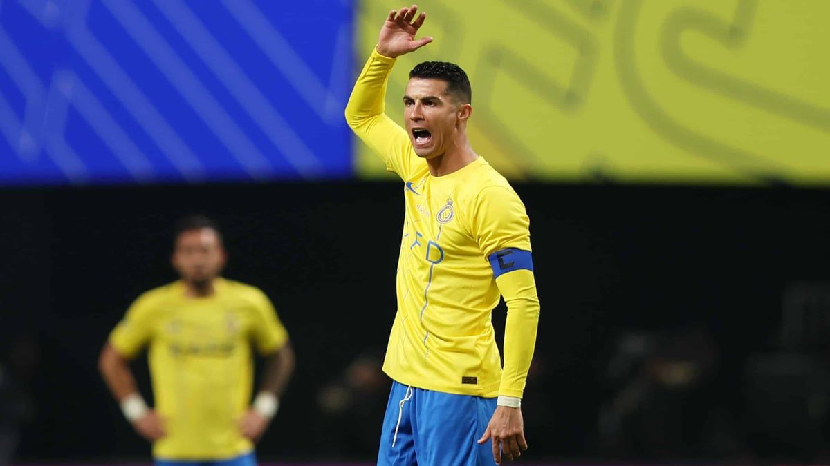 جمهور الهلال يستفز رونالدو مجددا بطريقة مثيرة (فيديو)