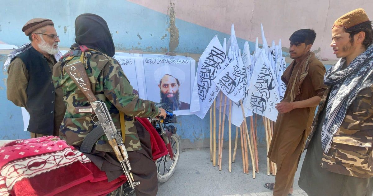 "جبهة تحرير أفغانستان" تعلن استهداف حراسة زعيم طالبان (فيديو) 