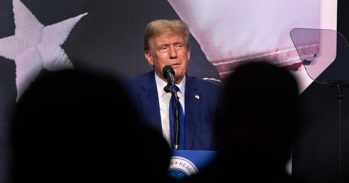 محاكمة ترامب.. الرئيس السابق أمام خيار "خطير جدًا"