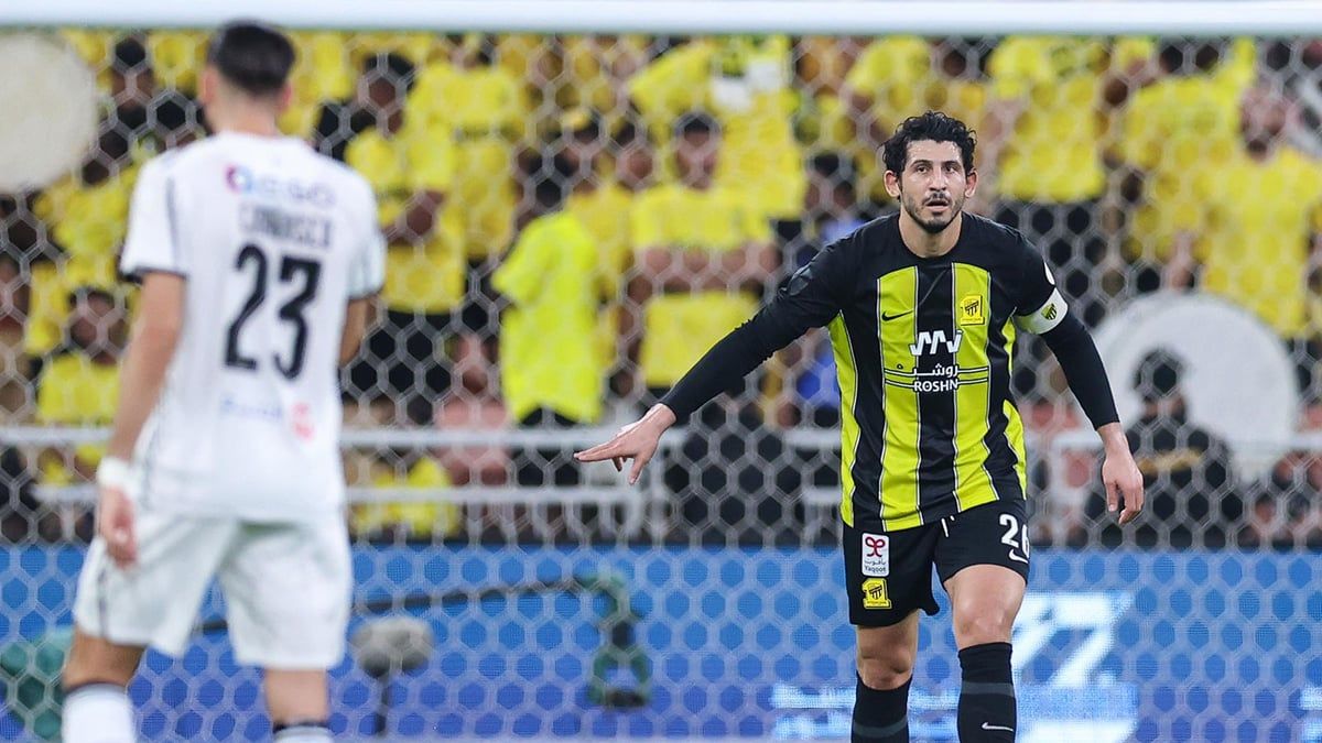 الأهلي المصري يحصل على توقيع لاعب الاتحاد السعودي