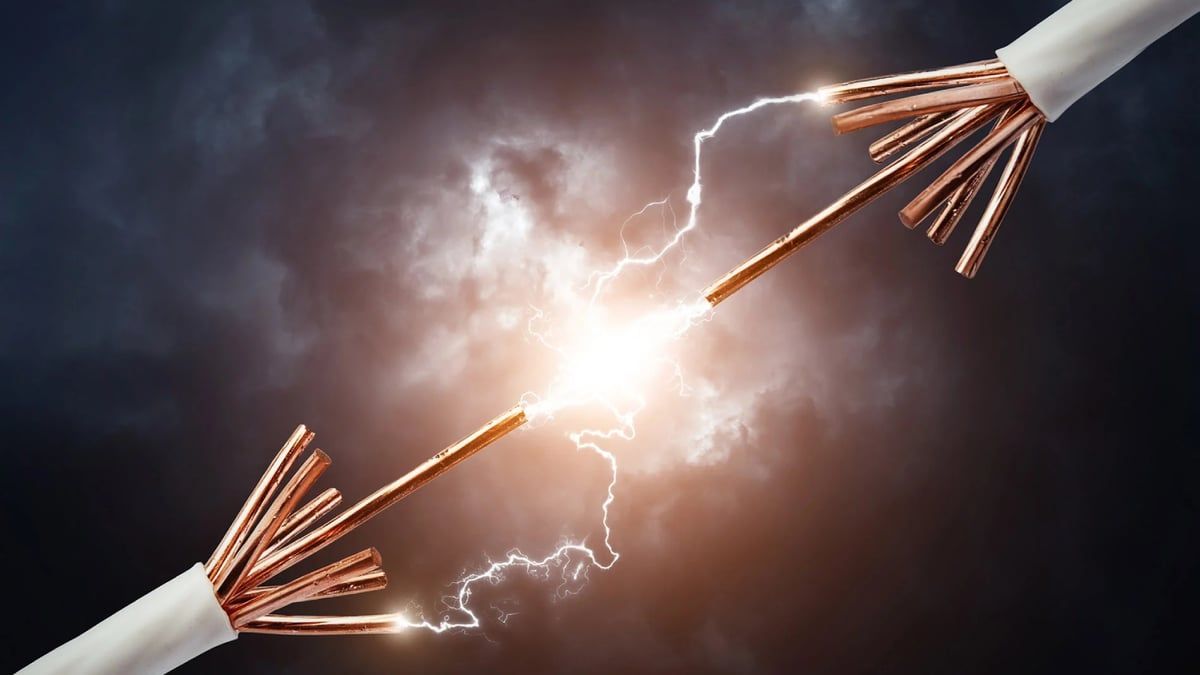 فاجعة مروعة.. الكهرباء تصعق 4 أشقاء في العراق