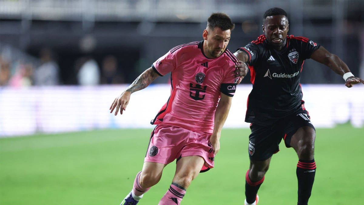 ميسي ينقل "تيكي تاكا" برشلونة إلى إنتر ميامي (فيديو)