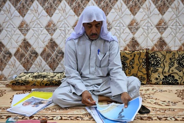 عراقي يطالب "بي بي" البريطانية بتعويض بعد وفاة ابنه بالسرطان