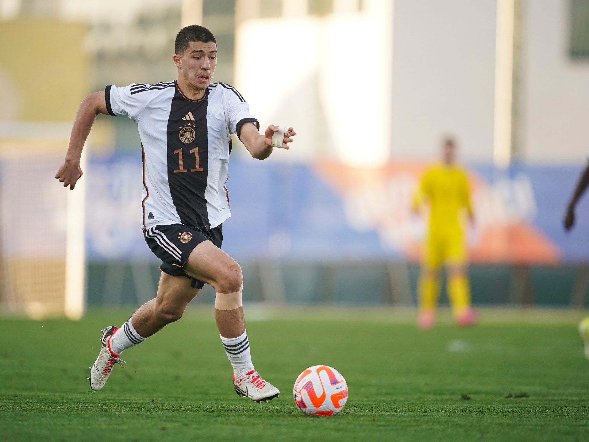 موهبة هرتا برلين ذو الأصول الجزائرية مطلوب في البريميرليغ - موقع الخليج الان