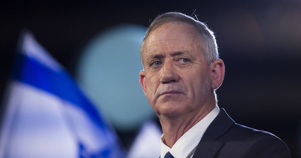 معاريف: استقالة غانتس من حكومة نتنياهو "وشيكة"