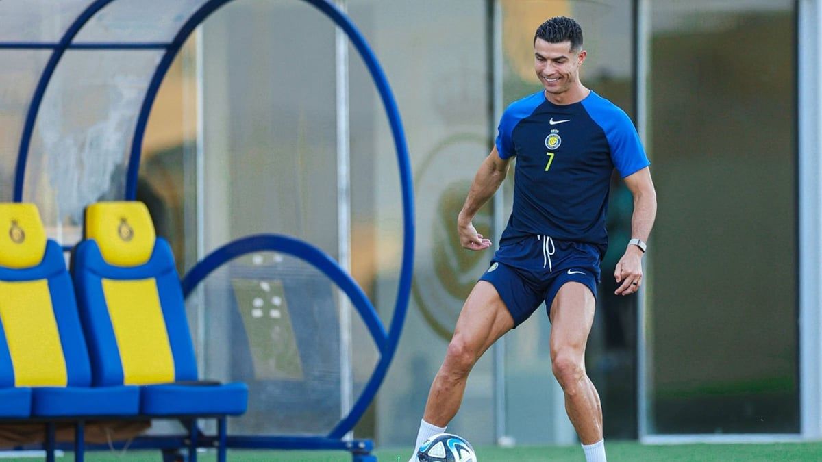 "لن تفوزوا بالدوري".. كريستيانو رونالدو يصدم مشجعي آرسنال (فيديو)