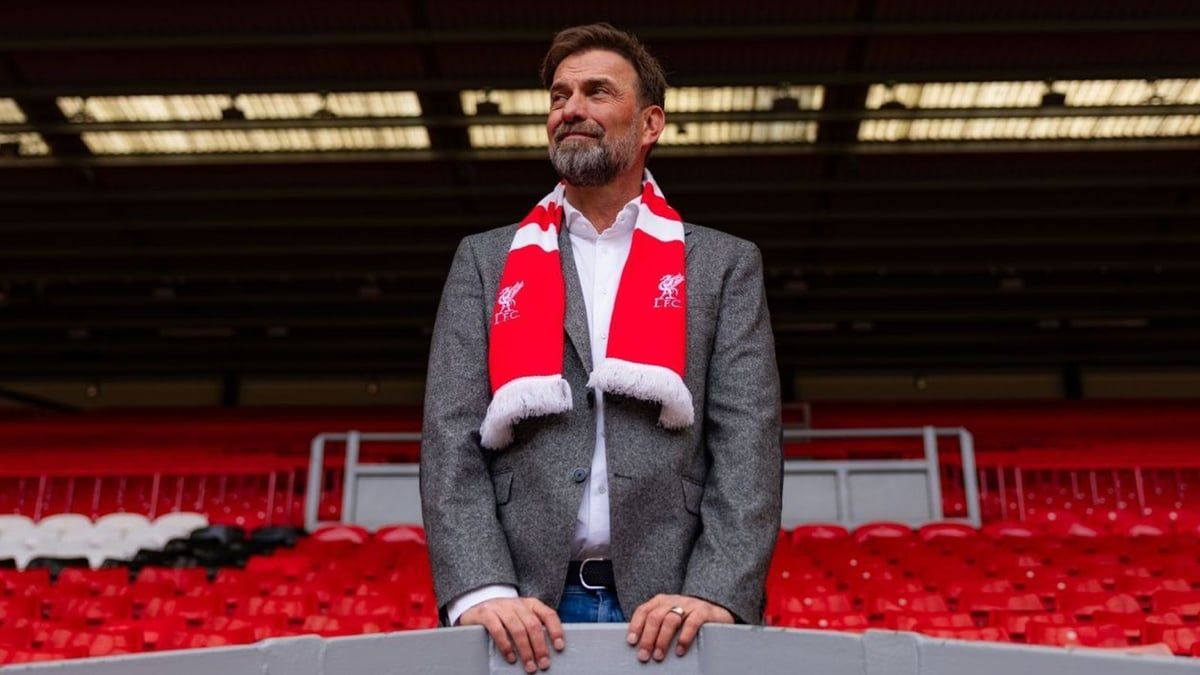 كلوب يحسم موقفه من تدريب فريق آخر في الدوري الإنجليزي