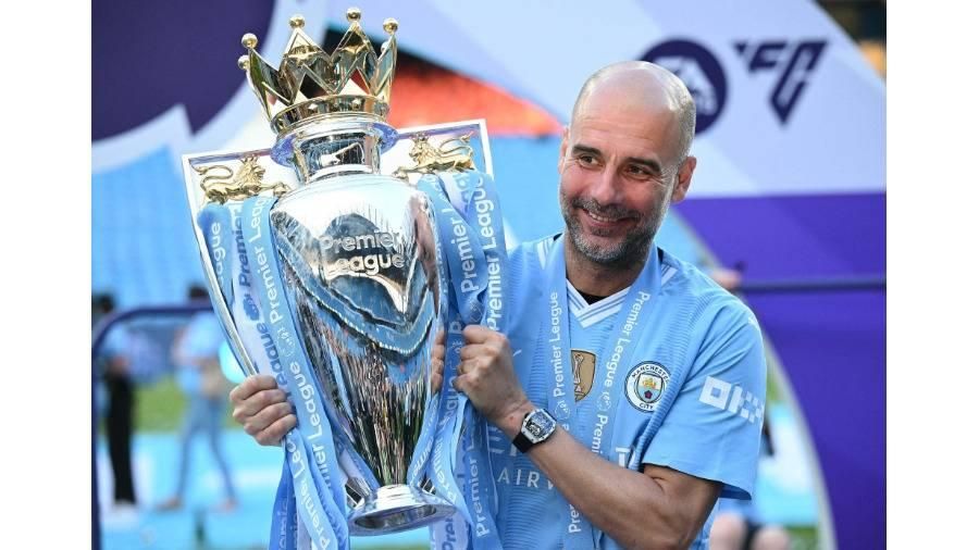 «جوارديولا» مع المان سيتي في قائمة أساطير الدوري الإنجليزي