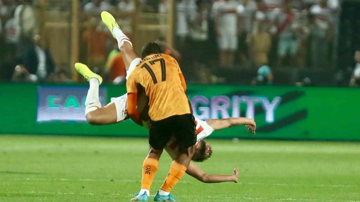 "دونجا" يشكر لاعب نهضة بركان بعد إنقاذه من إصابة خطيرة (فيديو)