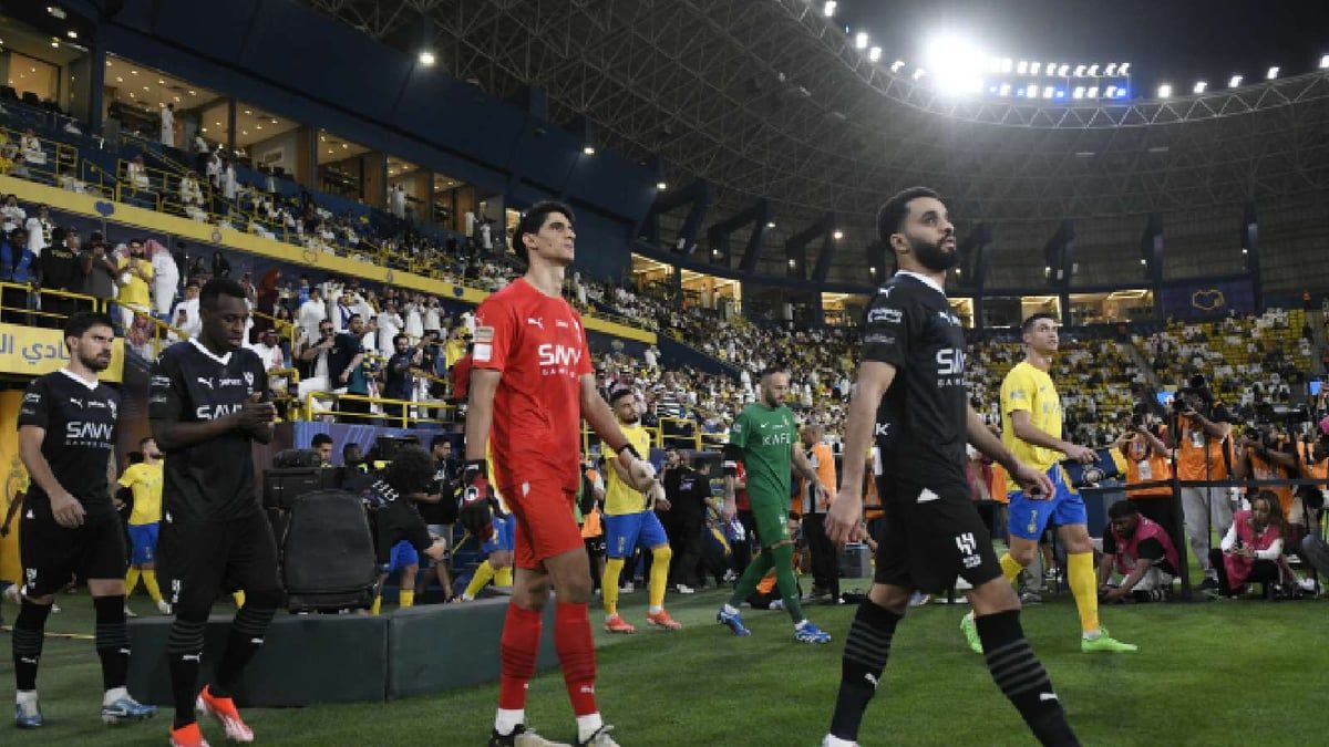 تألق ياسين بونو يثير ذهول رونالدو (فيديو)