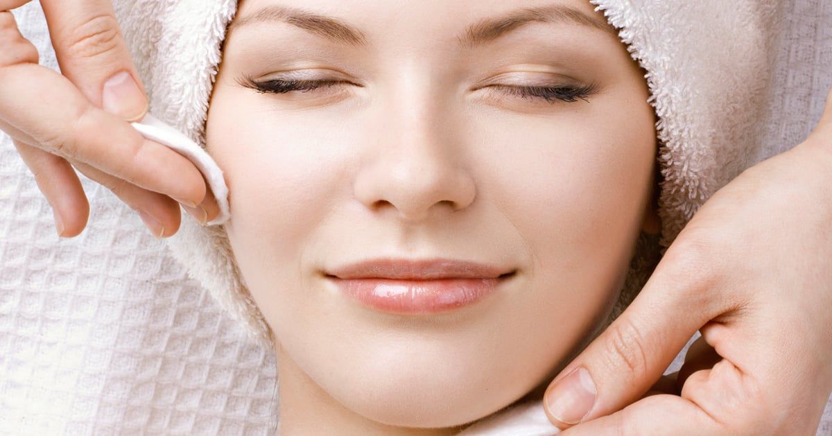 لكل عقْد من حياتك.. إليك الروتين الصباحي الأمثل للعناية بالبشرة