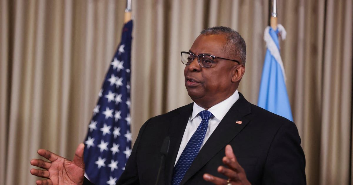 بعد اتهامات ظريف.. أوستن يرد على مزاعم تورط واشنطن بمقتل رئيسي