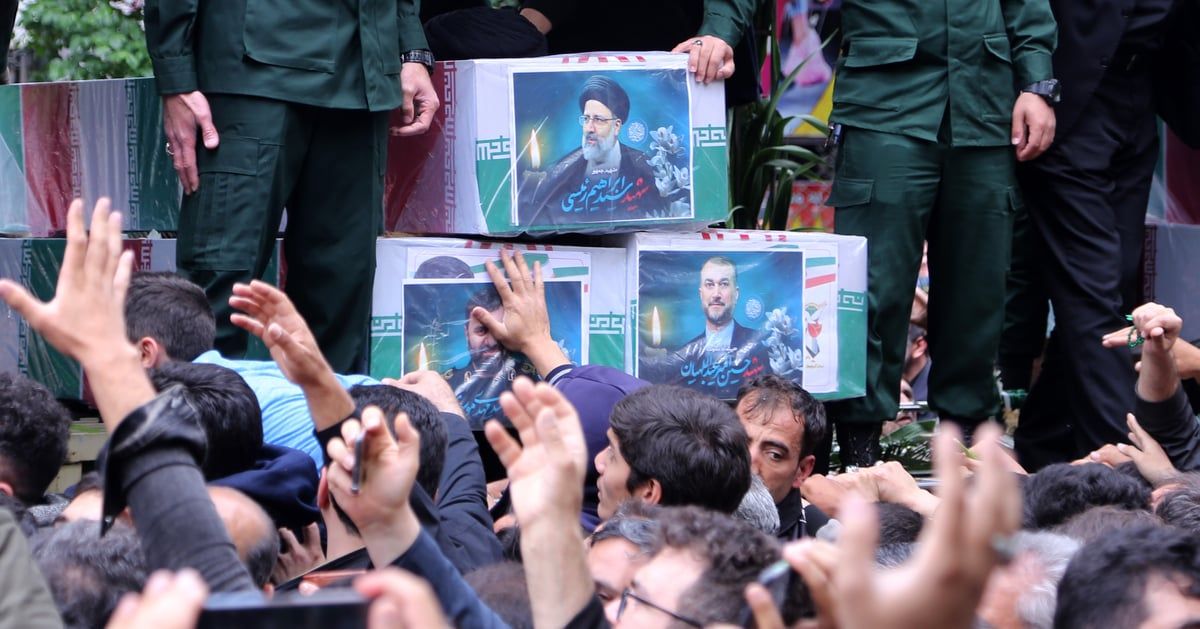 حشود ضخمة تشيّع جثمان "رئيسي" في مدينة قم (فيديو)