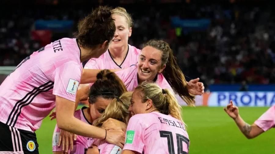 مباراة اسكتلندا وإسرائيل للسيدات بدون جمهور خشية «اضطرابات»