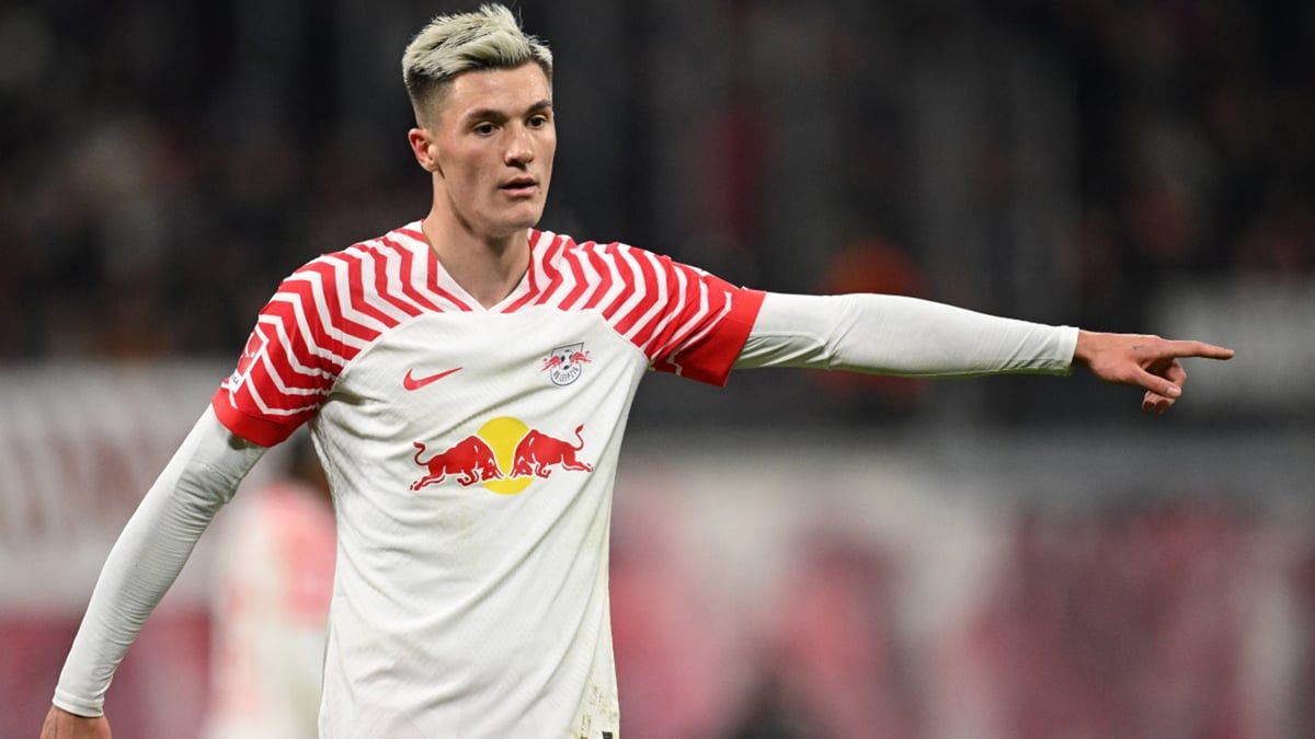 الأهلي السعودي ينافس الهلال على نجم الدوري الألماني