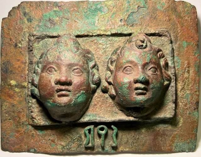 تورّط في تهريبها الحوثيون.. الآثار اليمنية في مهبّ الريح