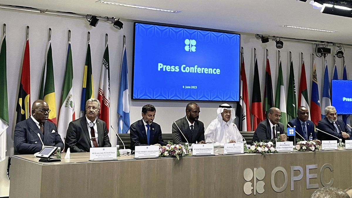 مسؤول روسي: "أوبك +" تناقش وضع سوق النفط مطلع الشهر المقبل