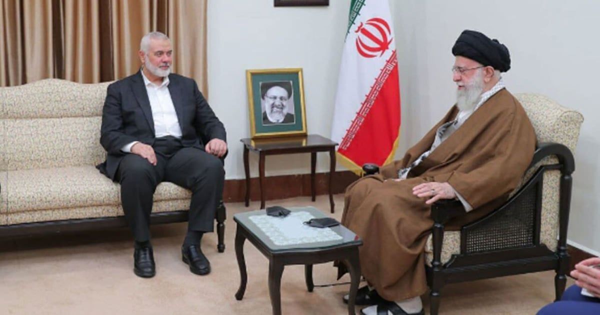 كواليس لقاء خامنئي لإسماعيل هنية في طهران