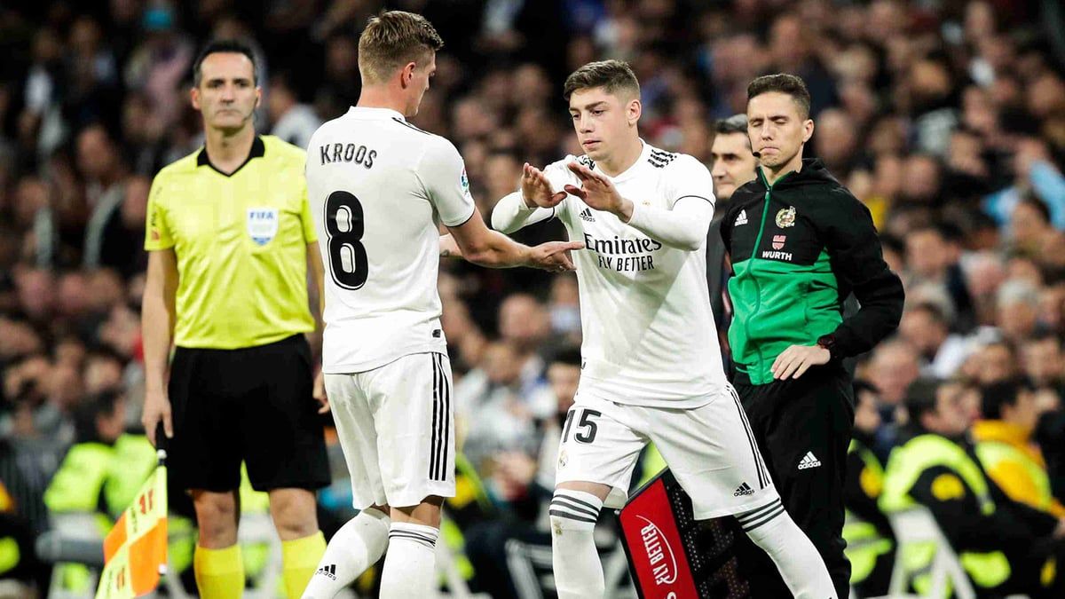 بعد بكائه.. رد رائع من توني كروس على فالفيردي (صورة)