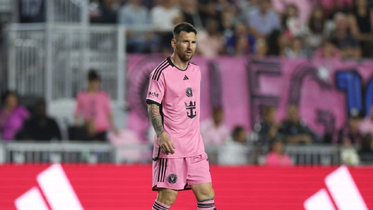 تطور يبرئ ميسي من فضيحة مالية كبرى