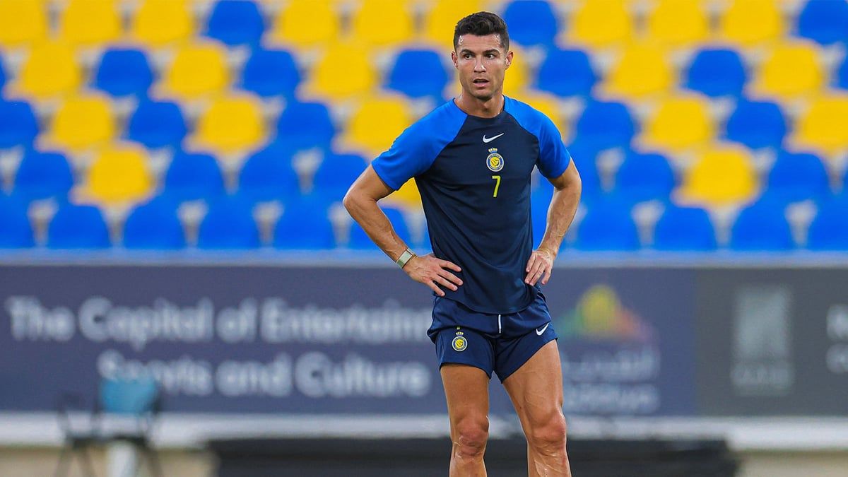 قفزة رونالدو تشعل حماسة لاعبي النصر السعودي قبل مواجهة الرياض (صورة)