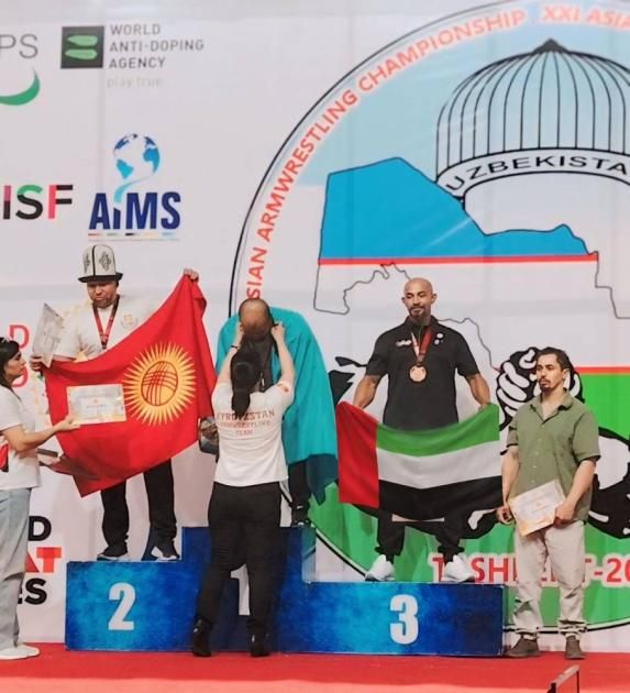 3 برونزيات آسيوية لمنتخب مصارعة الذراعين