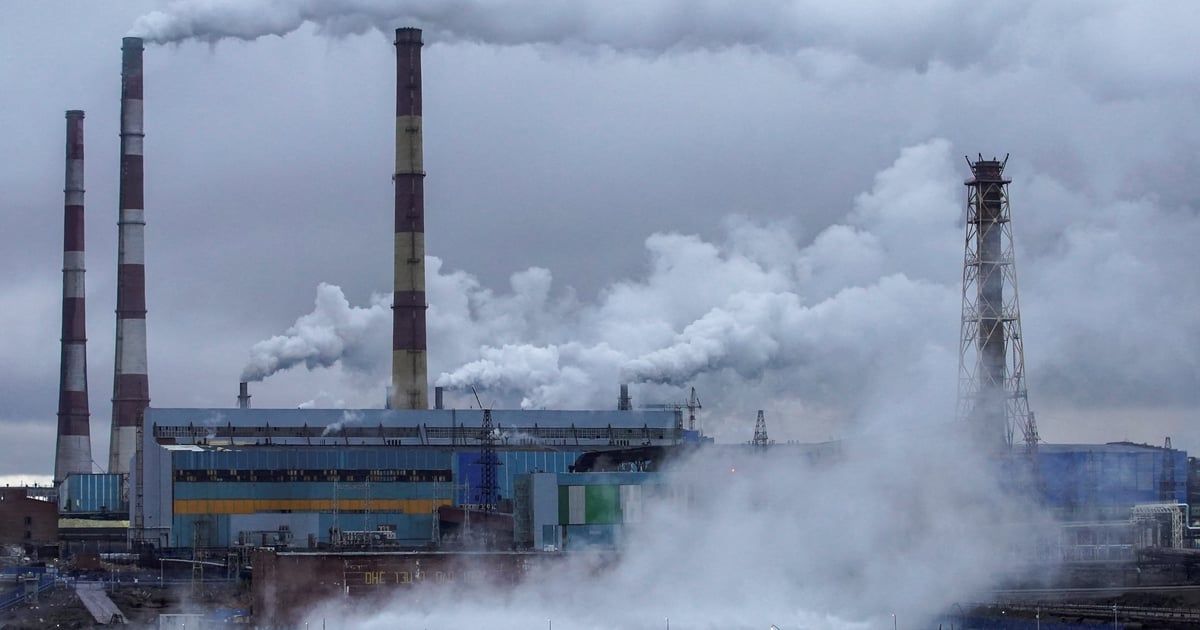 نورنيكل الروسية تعتزم بناء مصفاة فلزات البلاتين في البحرين