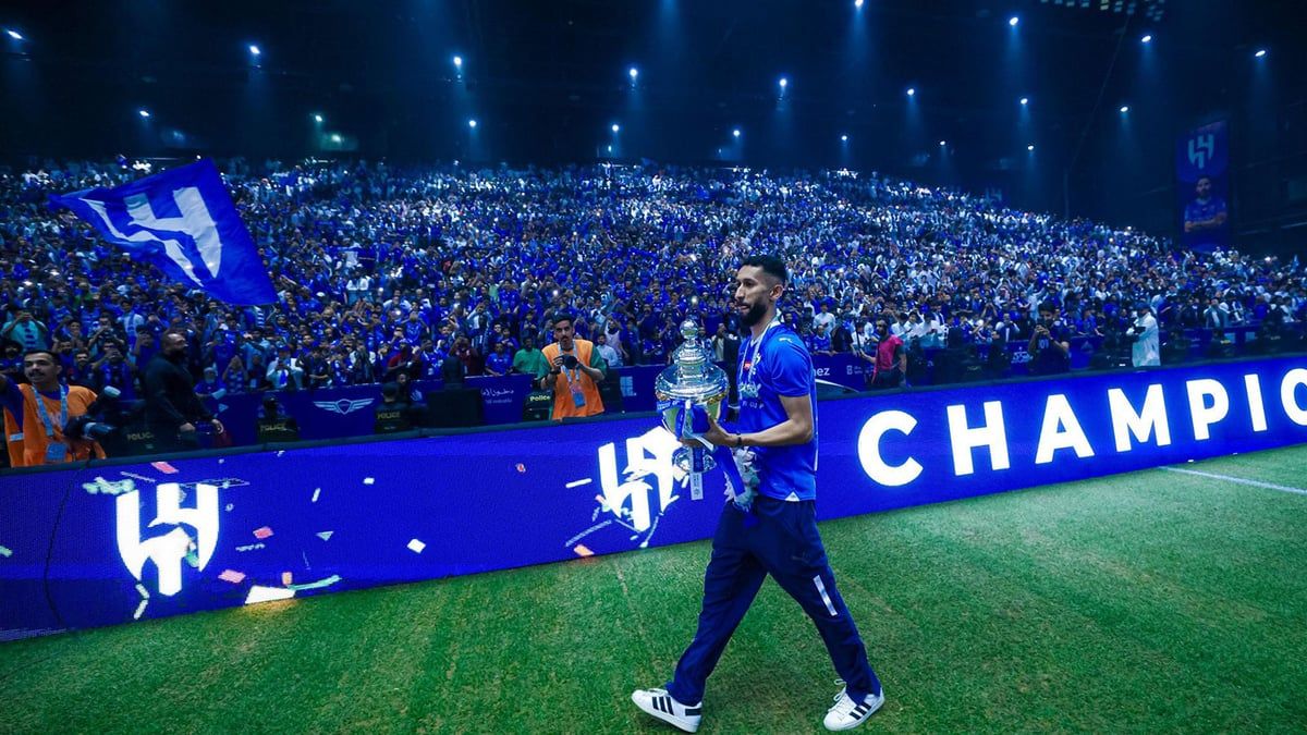 "أنا خلاص".. إشارة مثيرة من سلمان الفرج لجمهور الهلال (فيديو)