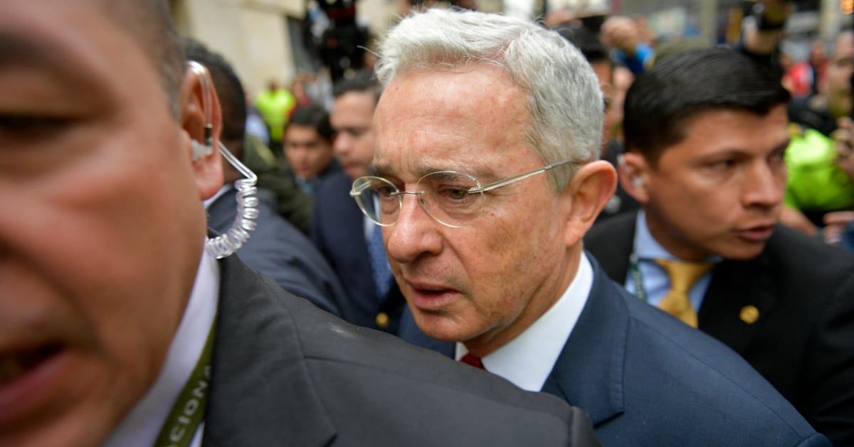 كولومبيا تشهد أول محاكمة جنائية لرئيس سابق