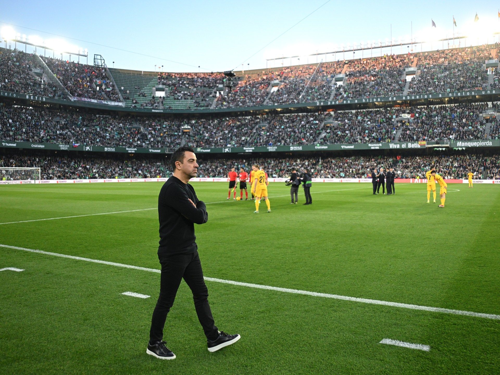كومان وميسي وتشافي.. لماذا يسيء برشلونة معاملة أساطيره؟ - موقع الخليج الان