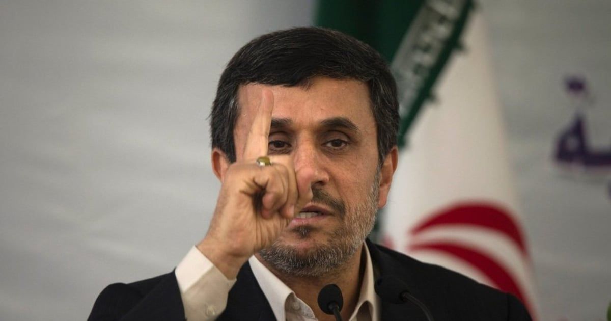 أحمدي نجاد يتعهد لأنصاره بدراسة الترشح للانتخابات الرئاسية