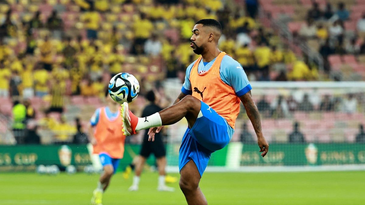 الهلال يزيد الغموض حول موقف مالكوم من مواجهة النصر الحاسمة