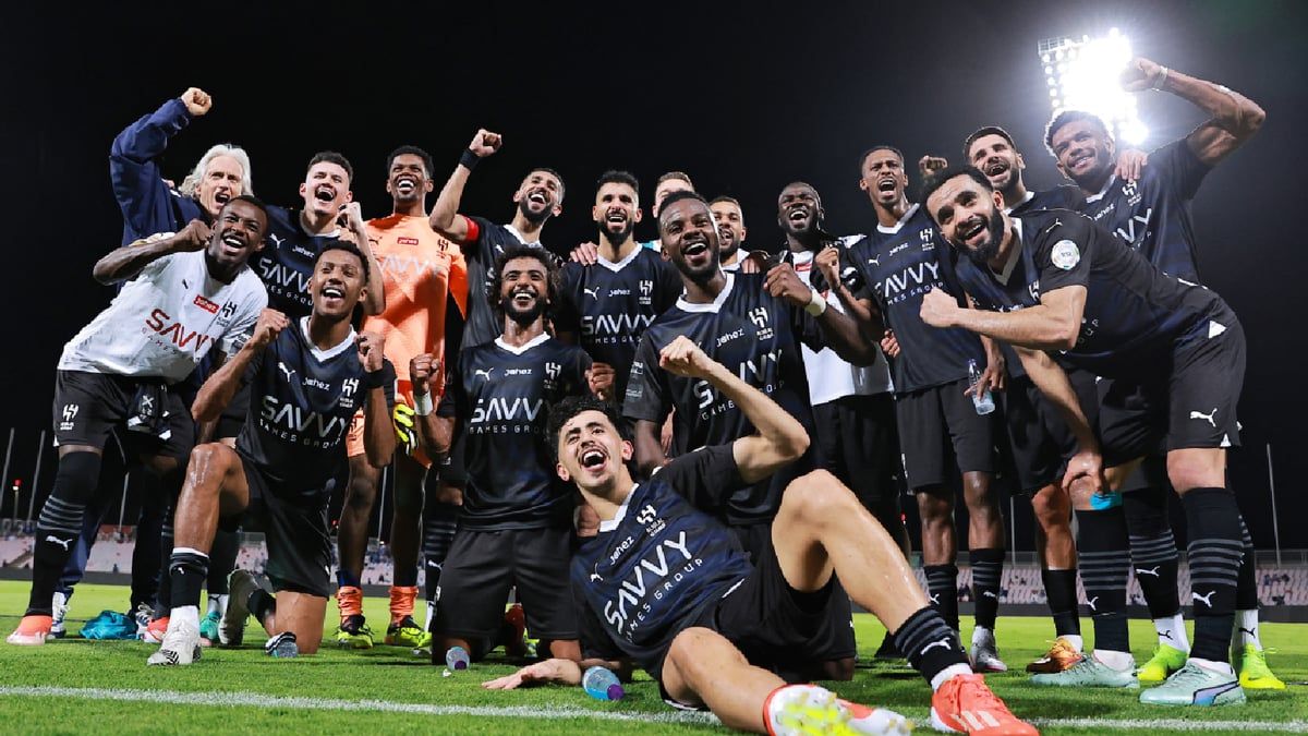 في دوري اللاهزيمة.. الهلال يحقق رقما قياسيا خياليا والنصر يلحق به