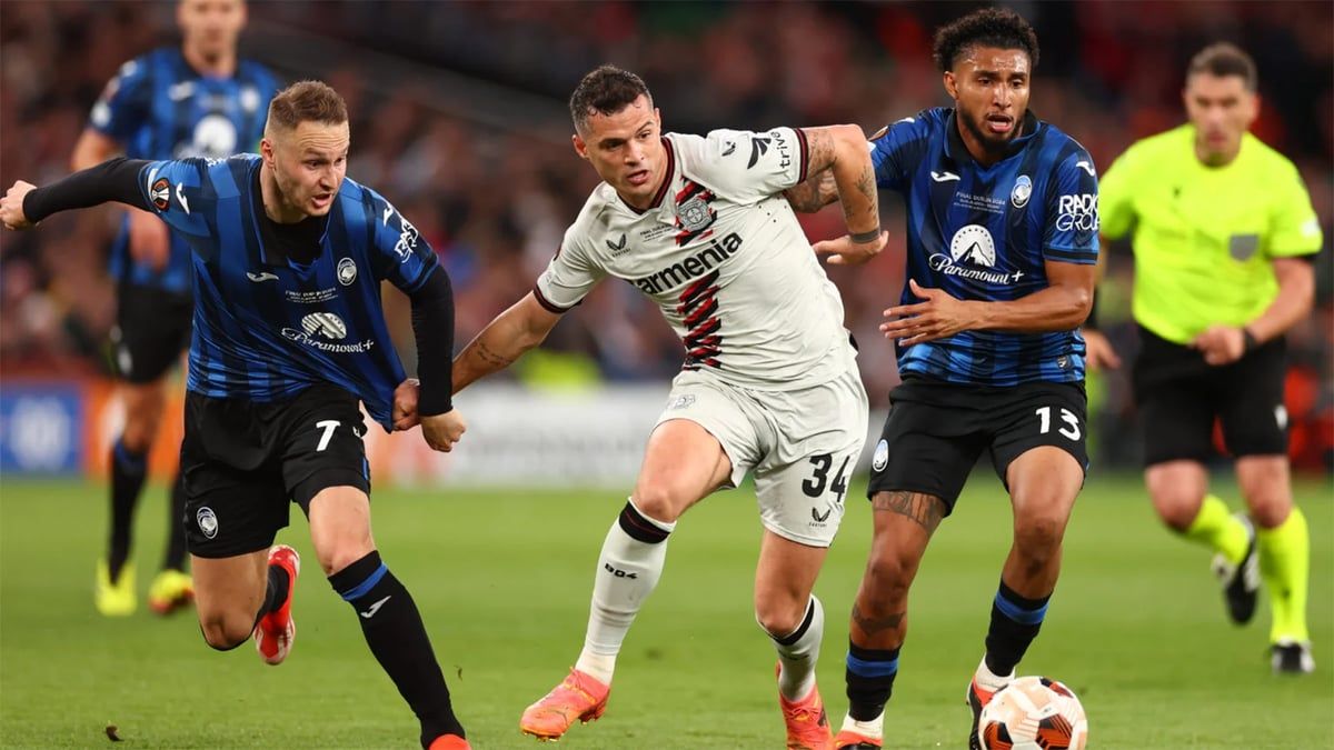 سلوت يحول أنظار ليفربول من نجم أتالانتا إلى زميله