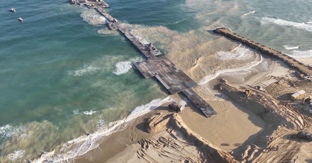 تساؤلات حول مصير الرصيف الأمريكي العائم قبالة غزة