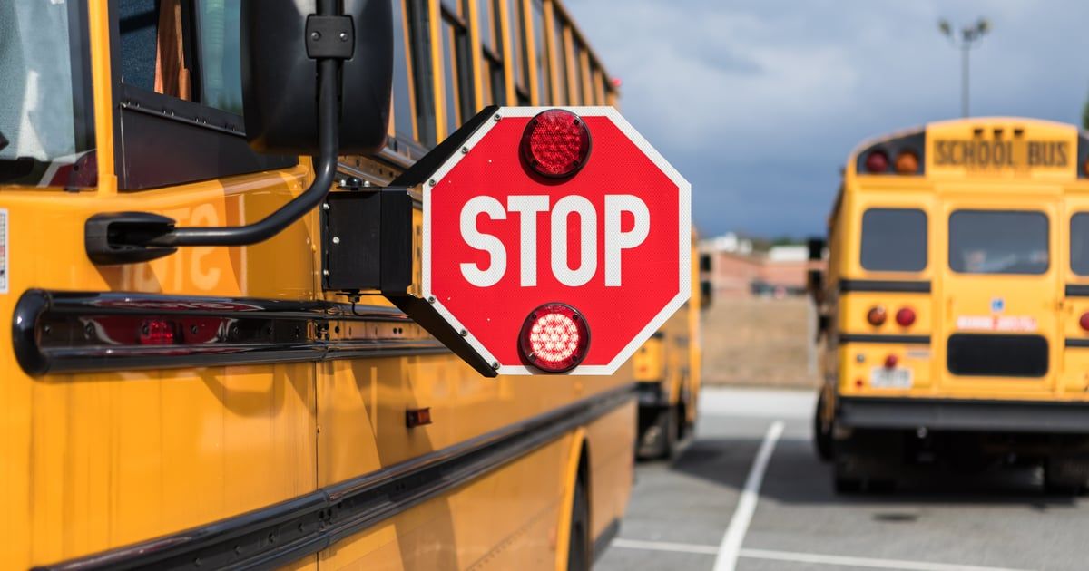 لبنان.. مصرع طالبة في حادث "غريب ومروع"