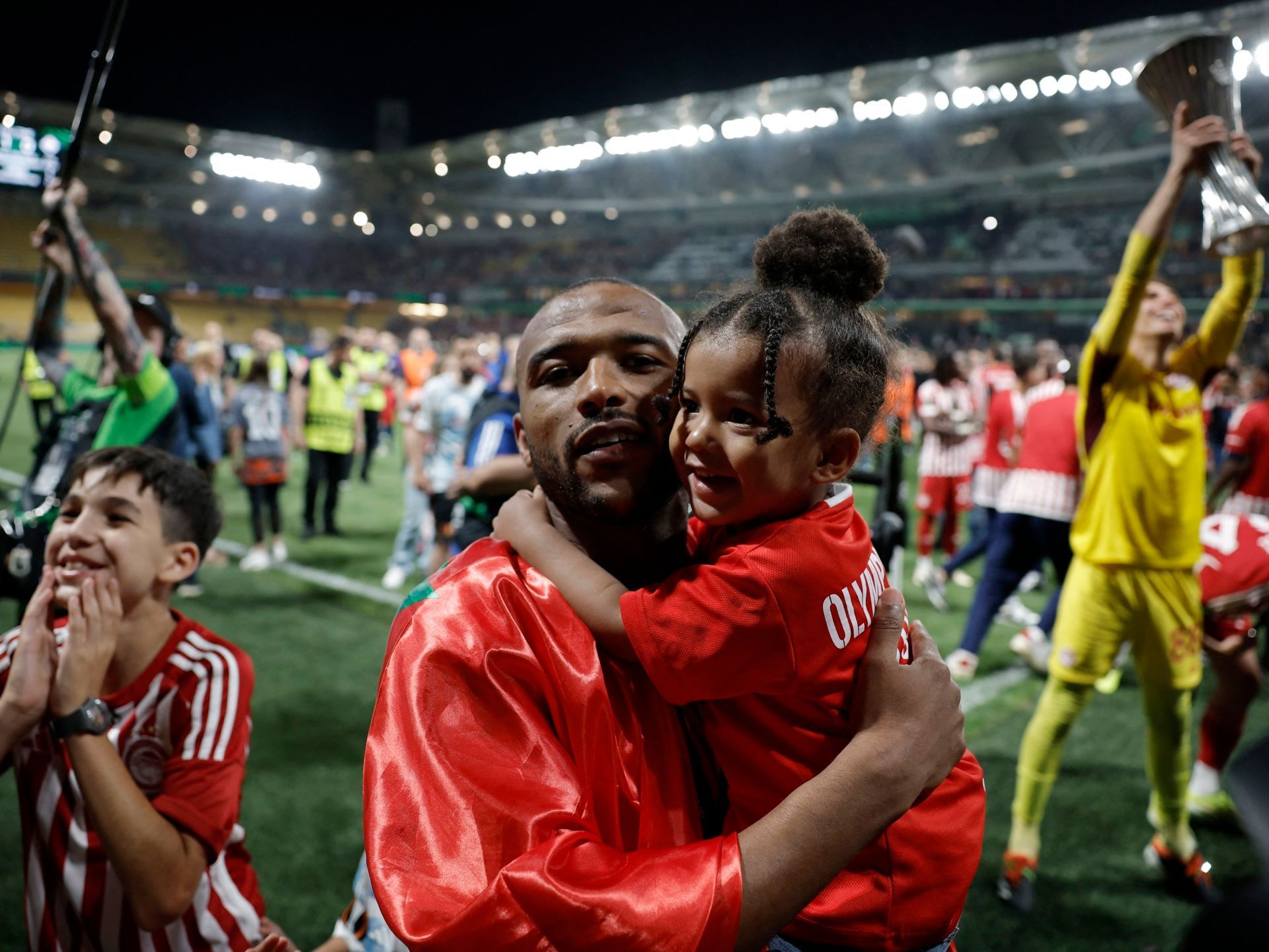 غادر تركيا بعد الزلزال ويشجع ريال مدريد.. المغربي الكعبي كاتب التاريخ بدوري المؤتمر الأوروبي - موقع الخليج الان