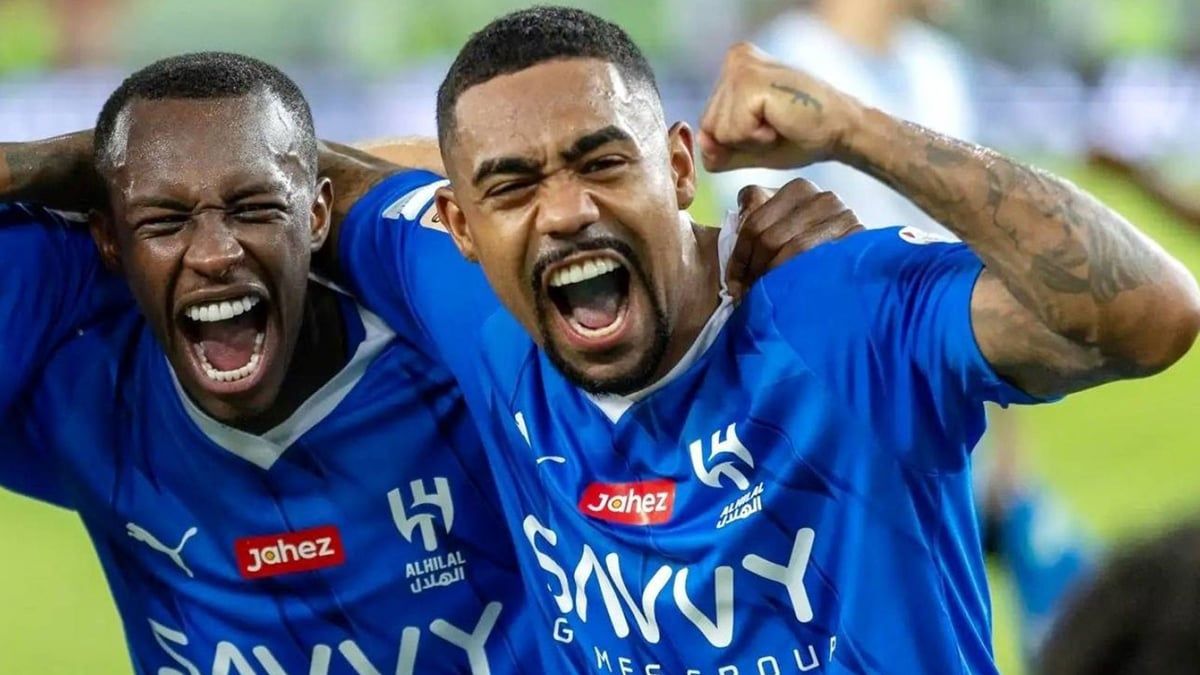 سر عدم معاقبة مالكوم بعد إشارته لجمهور الاتحاد السعودي