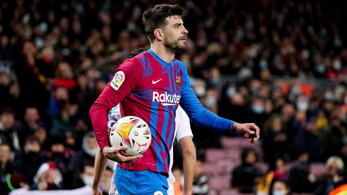 التحقيق مع بيكيه بشأن إقامة السوبر الإسباني بالسعودية