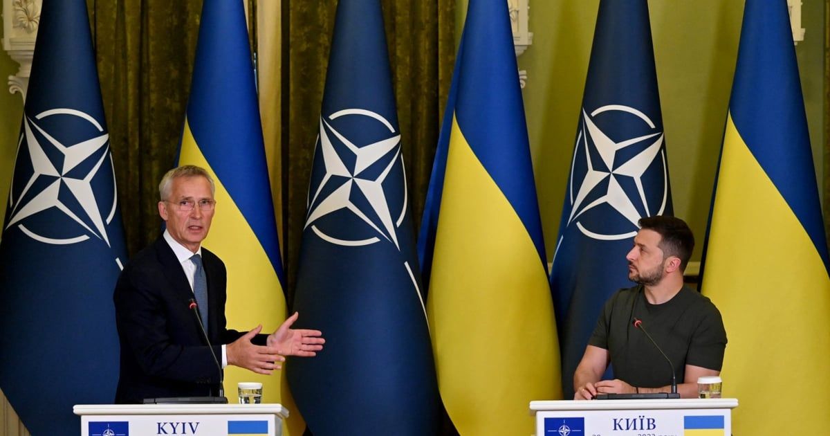 خبراء روس: الغرب بدأ إخراج زيلينسكي من "مرحلة الطفل المدلل"