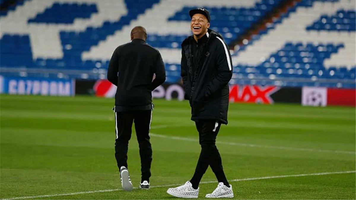 قريب للغاية.. كشف موعد تقديم مبابي لاعبًا لريال مدريد