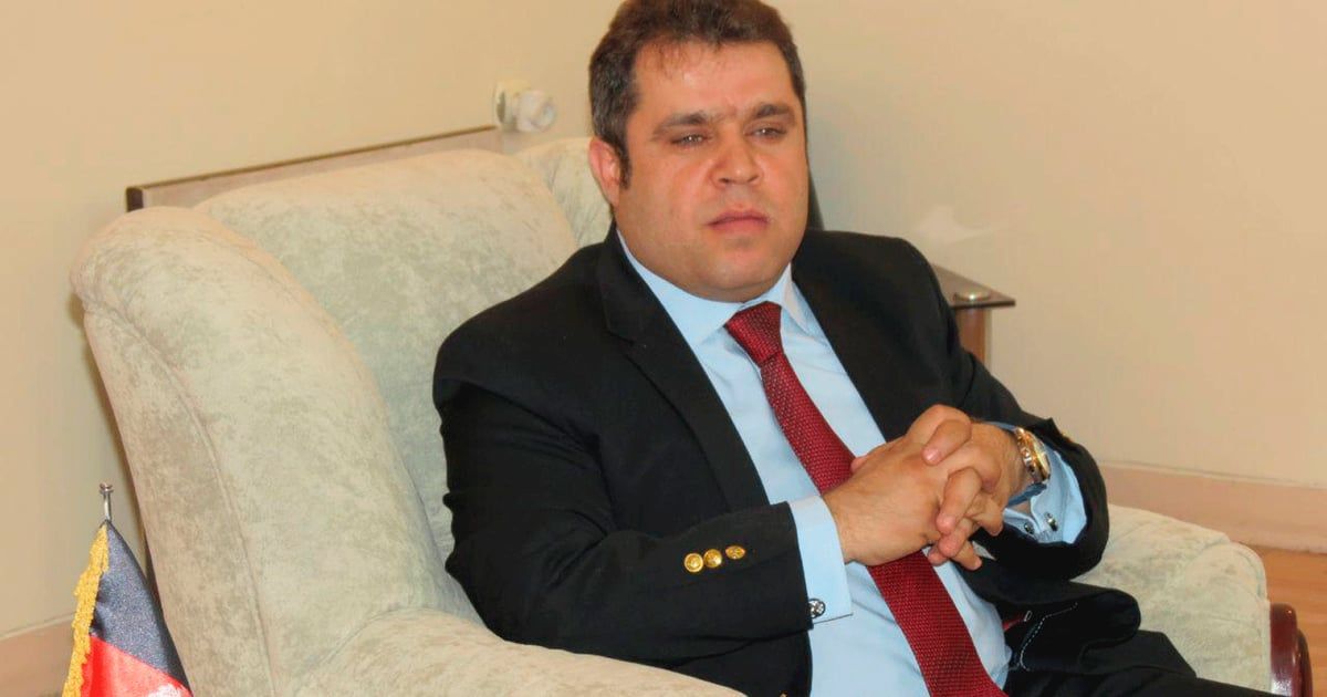 الفساد يطيح بالقنصل العام الأفغاني في مشهد الإيرانية