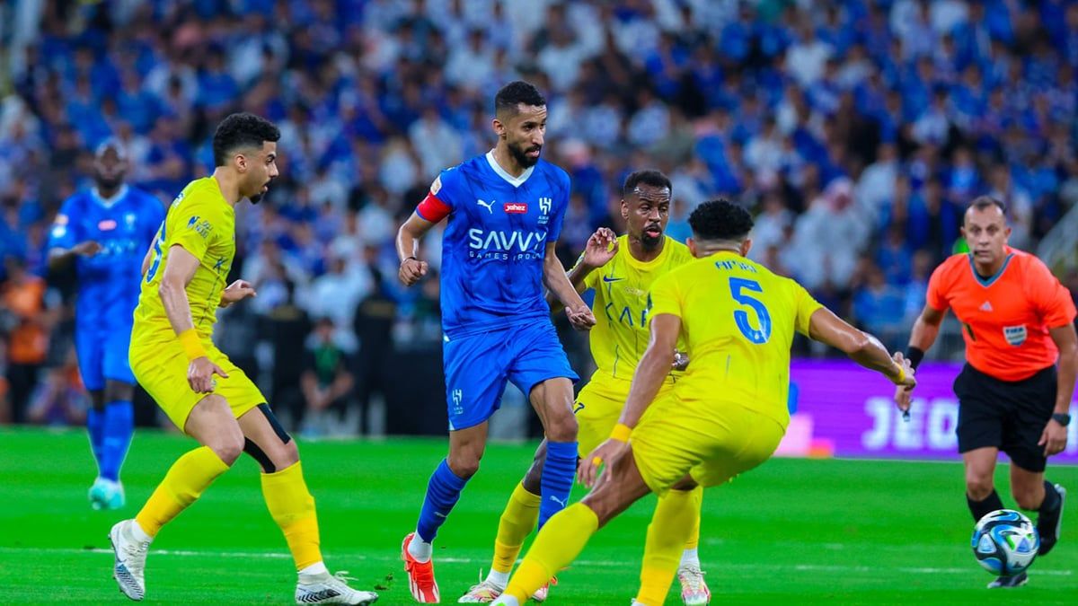 إعلامي يحظر لاعب النصر بسبب إهداره ضربة جزاء أمام الهلال (صورة)