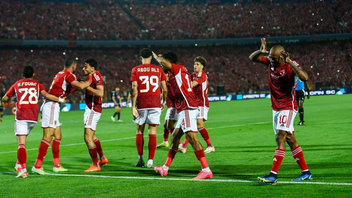 بعد رسالة محمد عبدالمنعم الغامضة.. الأهلي يفاوض مدافع منتخب قطر