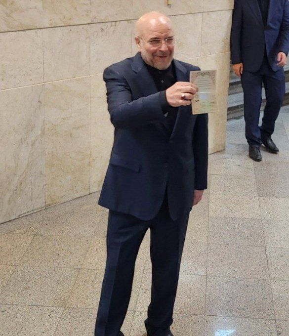 رئيس البرلمان الإيراني قاليباف يترشح للانتخابات الرئاسية