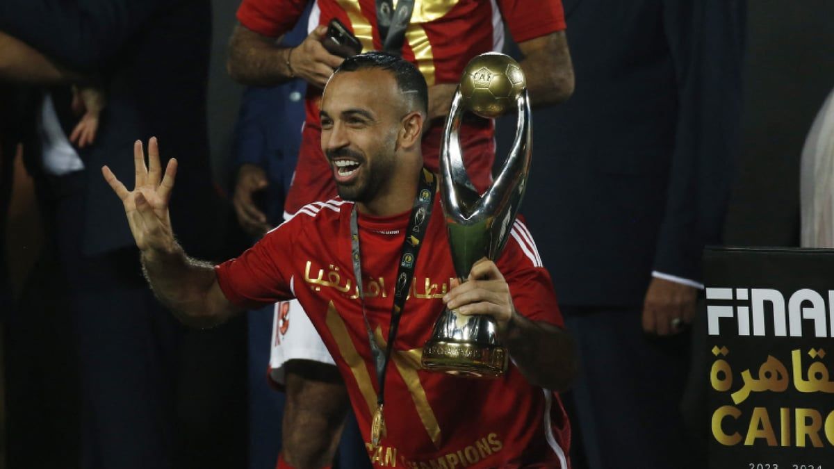 أفشة: كنت الأحق بجائزة إمام عاشور (فيديو)