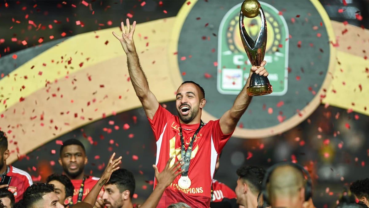 هجوم مبطن على زملائه.. تصريحات نارية من أفشة نجم الأهلي